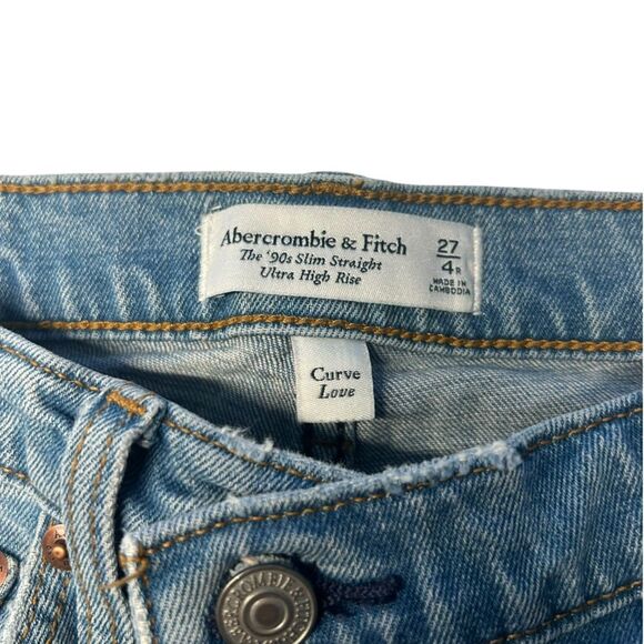 Abercrombie & Fitch 4 Asymmetrical Button Ultra High Rise Straight Leg 90s Jean - Picture 4 of 15